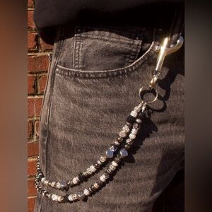 Dice it out wallet chain